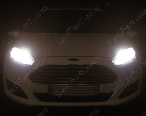 Main-beam headlights LED for Ford Fiesta MK7