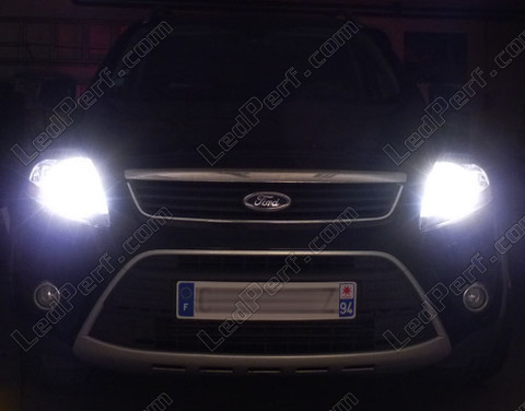 Low-beam headlights LED for Xenon effect Ford Kuga