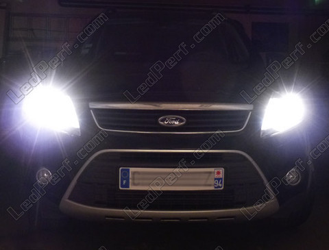 Main-beam headlights LED for Xenon effect Ford Kuga