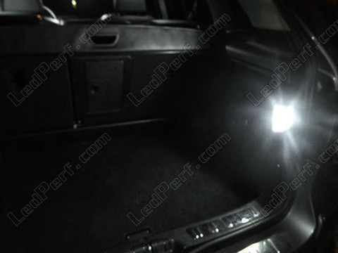 Trunk LED for Mercedes Class B