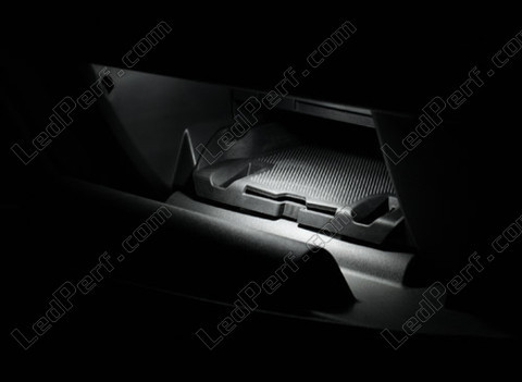 Glove box LED for Volvo C30