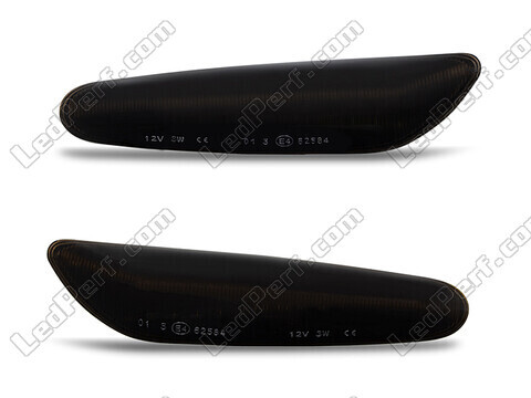 Front view of the dynamic LED side indicators for BMW Serie 3 (E46) 2002 - 2005 - Smoked Black Color