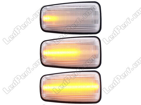 Lighting of the transparent sequential LED turn signals for Citroen Saxo