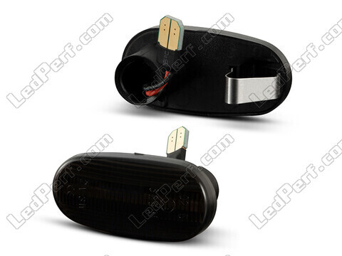 Side view of the dynamic LED side indicators for Fiat Bravo 2 - Smoked Black Version