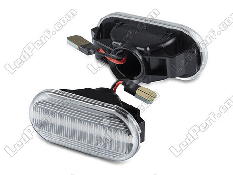 Side view of the sequential LED turn signals for Nissan Qashqai I (2007 - 2010) - Transparent Version