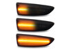 Lighting of the black dynamic LED side indicators for Opel Grandland X