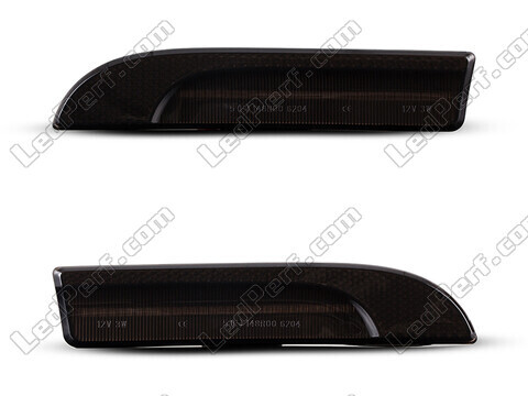 Front view of the dynamic LED side indicators for Porsche Panamera - Smoked Black Color