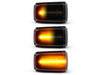Lighting of the black dynamic LED side indicators for Volvo S70
